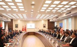 Memur-Sen’den Tarihi Zam Talebi: Aylık 10 Bin TL Artış ve Bayramda 23.400 TL İkramiye